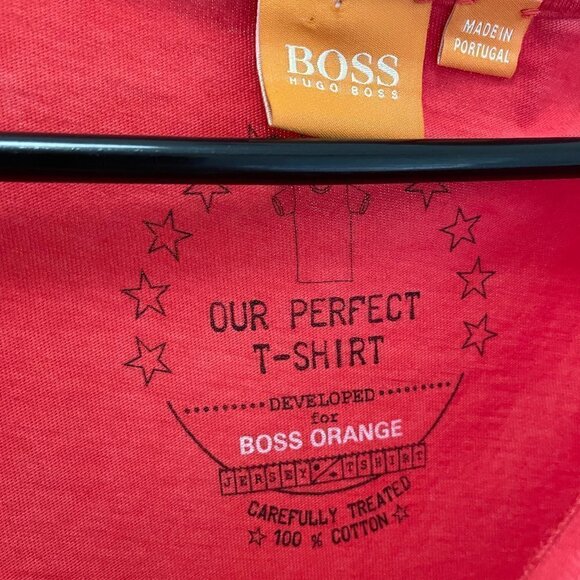 HUGO Boss Red T-Shirt - Men XL - Picture 7 of 9